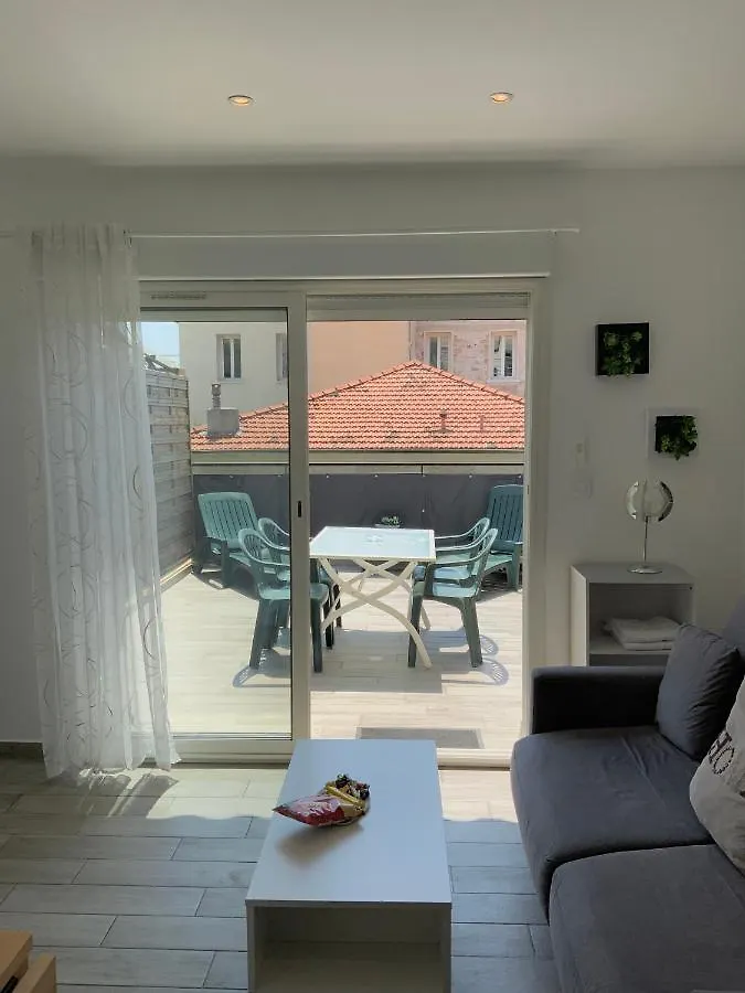 Sunny Studio - Magnan, Tramway-Proche Aeroport نيس