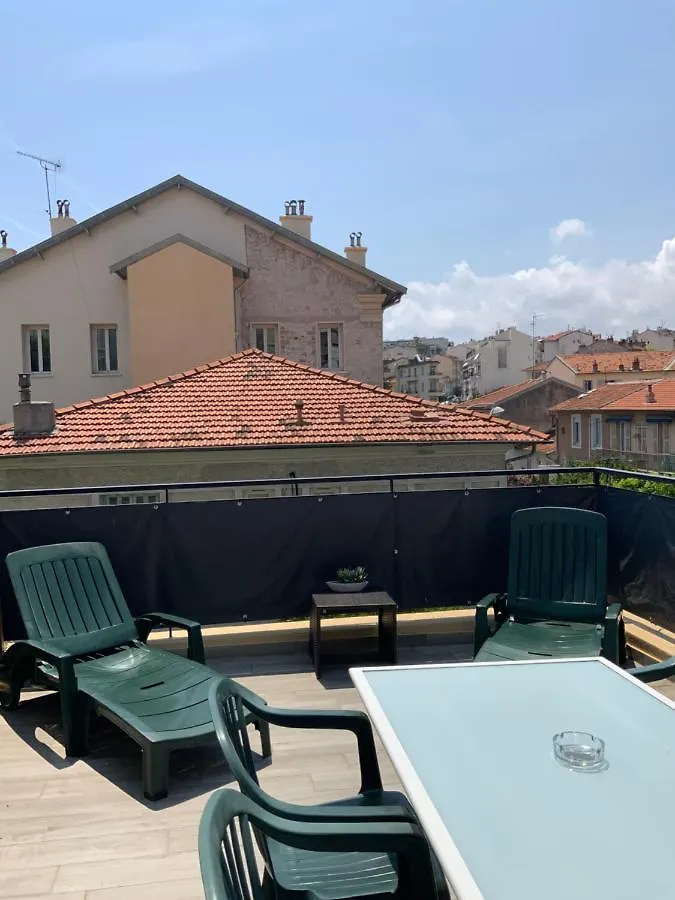 Sunny Studio - Magnan, Tramway-Proche Aeroport Nicea 0*,